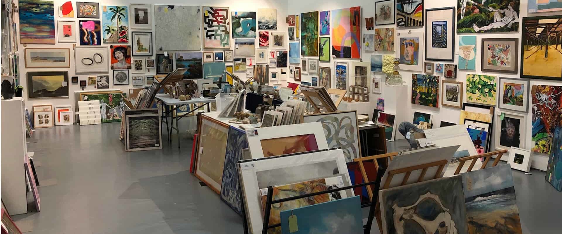 Explore the Vibrant Art Galleries of Isle of Wight: A Cultural Journey