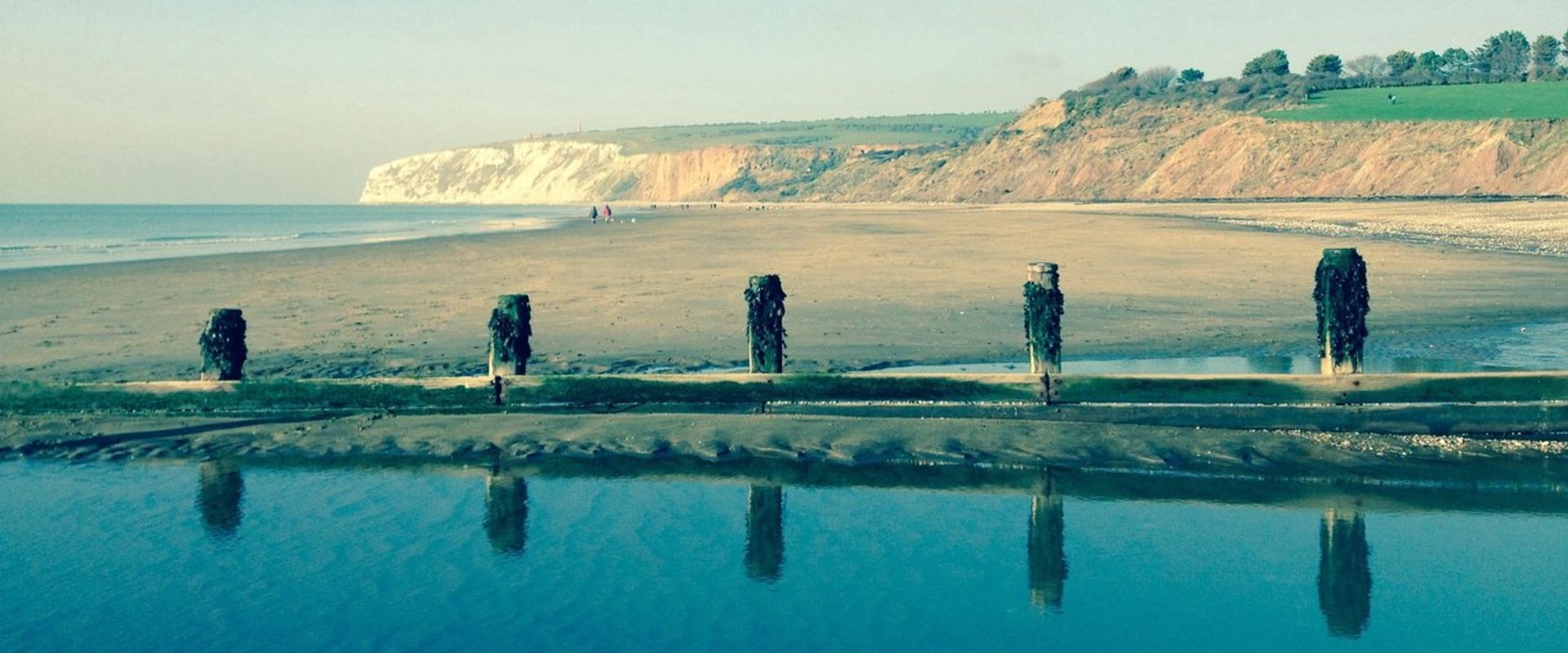 Explore the Enchanting Sandown Beach: A Comprehensive Guide to Visiting the Isle of Wight