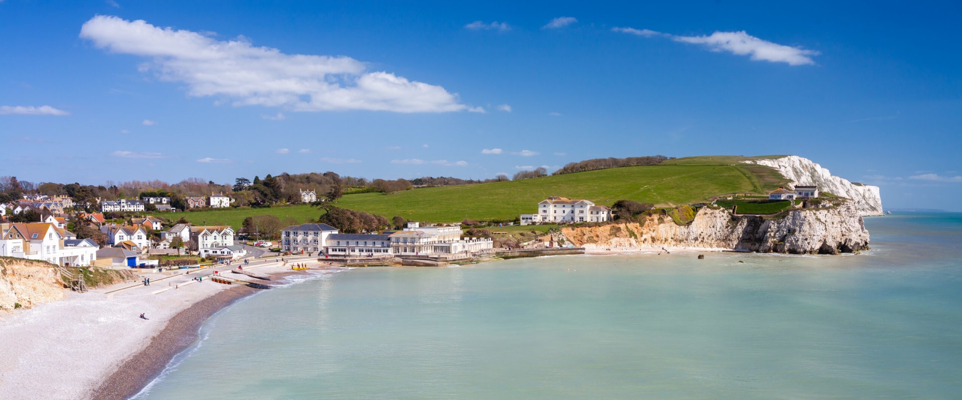 Explore the Enchanting Gurnard Beach: A Must-Visit Destination on the Isle of Wight
